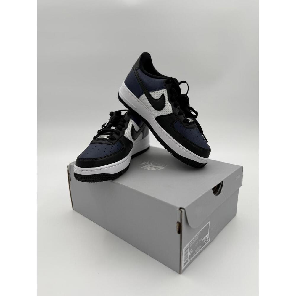 Nike Air Force 1 GS- Size 6Y